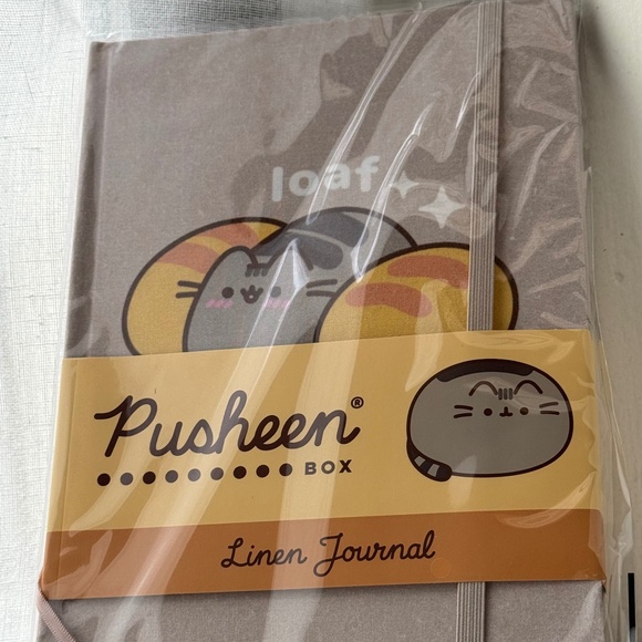 Pusheen Linen Journal - Carb Club (Bread) - Picture 1 of 4